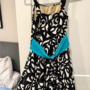 💃 50s Themed Ice Show Dress – Adult Large – Excellent Condition 💃